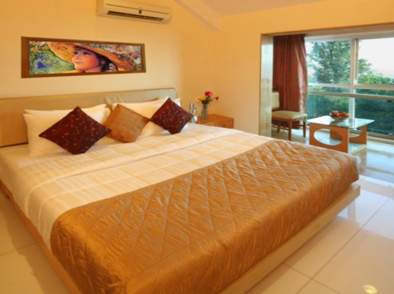 Summer Plaza Resort Panchgani Exterior foto