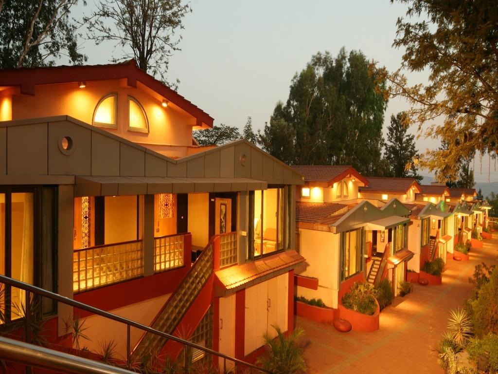 Summer Plaza Resort Panchgani Exterior foto